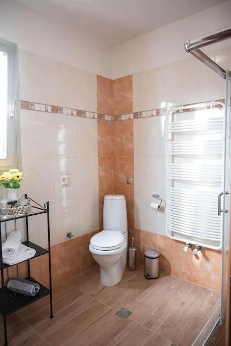 Erdilna Villa Tagarades